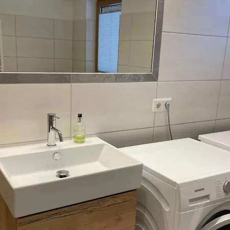 Schiedhof Loft Apartmán *